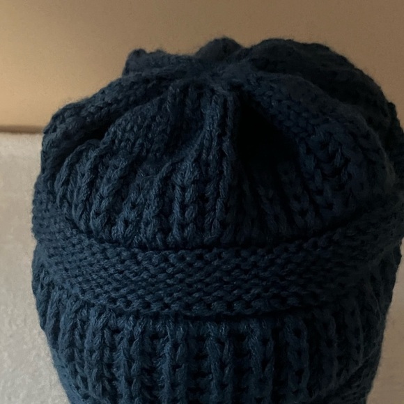 Furtalk Blue Winter Hat - Picture 6 of 7